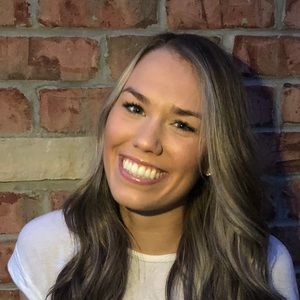 Meet your Posher, Leah